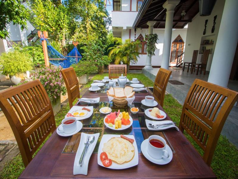 Green Villa image