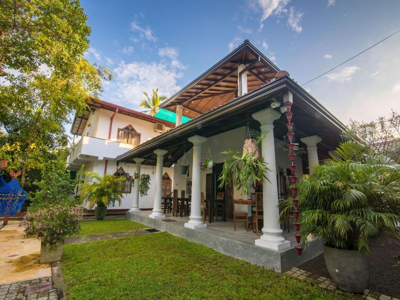 Green Villa image