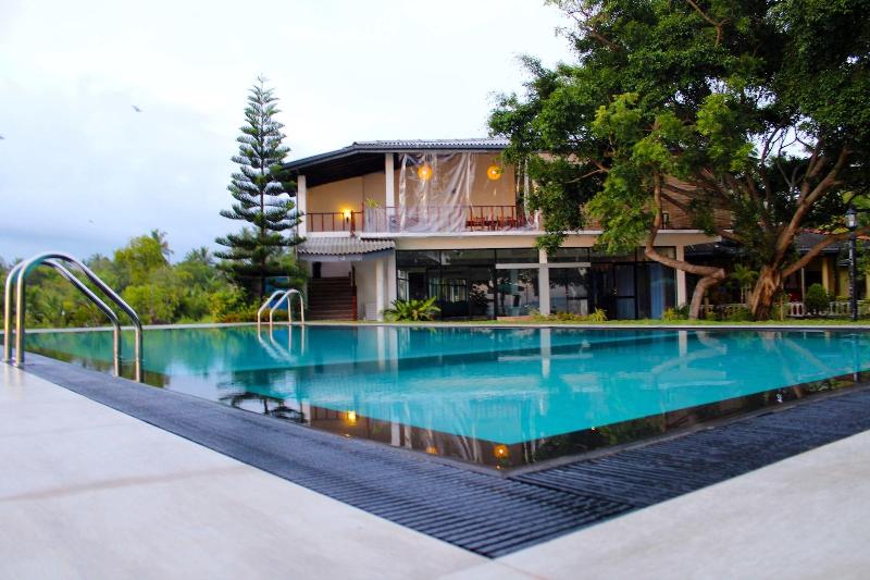 Nico Lagoon Hotel image