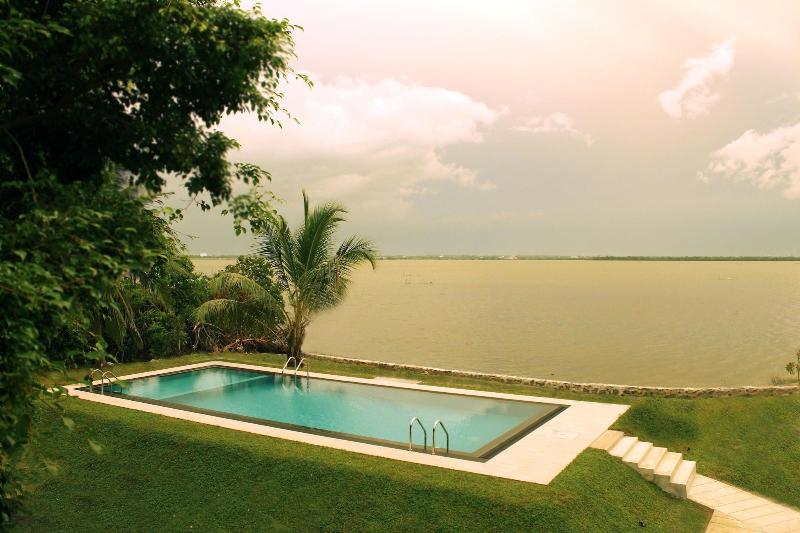 Nico Lagoon Hotel image
