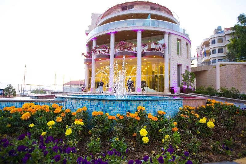 Golden Lili Resort & Spa photo 2