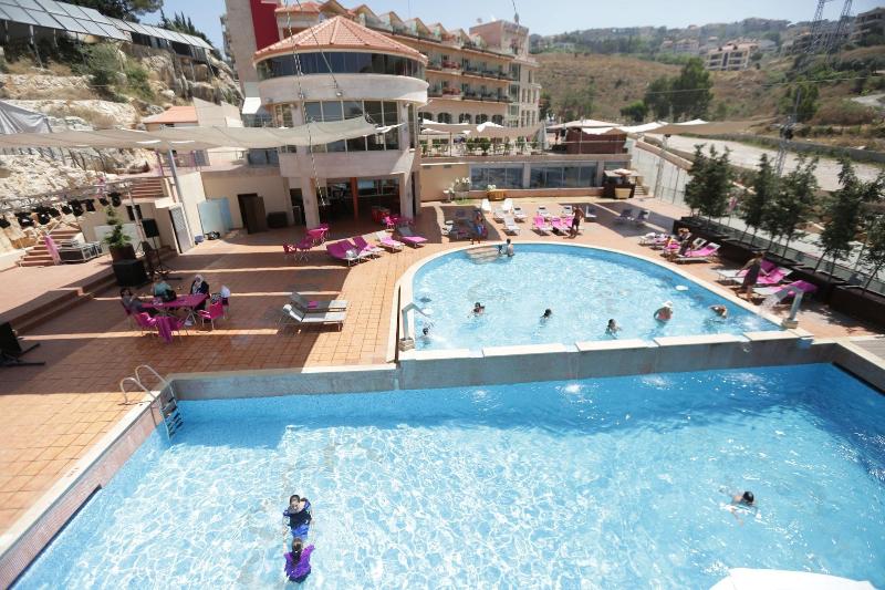Golden Lili Resort & Spa image