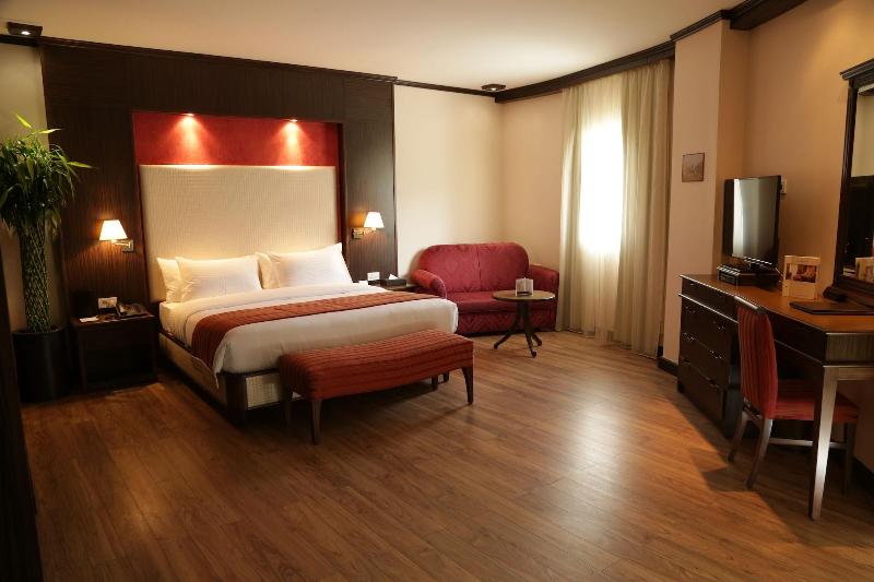 Golden Lili Resort & Spa image