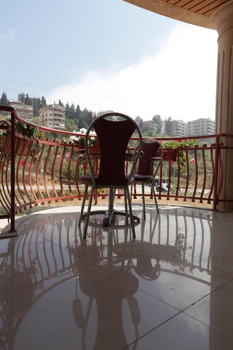 Golden Lili Resort & Spa image