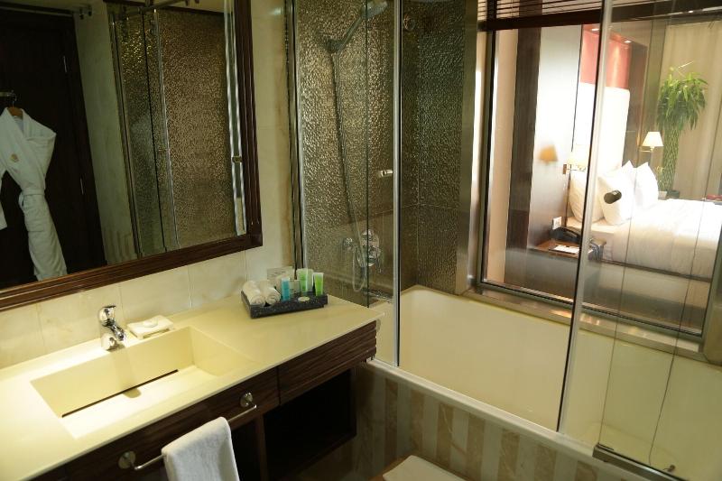 Golden Lili Resort & Spa image