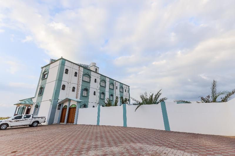 Super OYO 110 Ras Al Hadd Guest House image