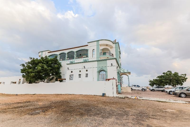 Super OYO 110 Ras Al Hadd Guest House image