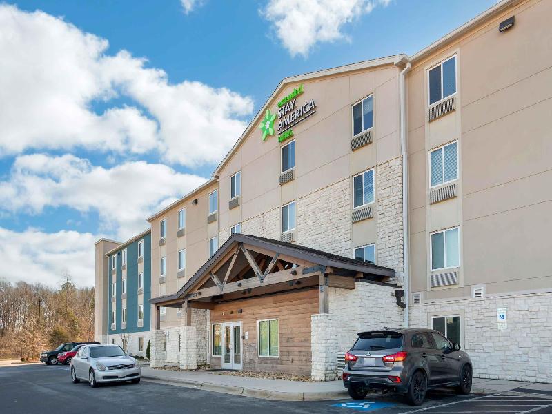Woodspring Suites Charlotte Northlake image