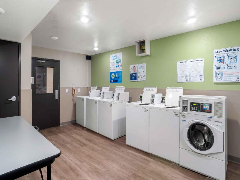 Woodspring Suites Charlotte Northlake image
