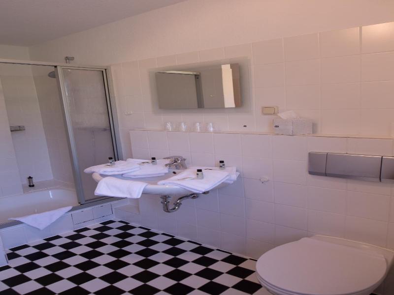 BSW - Erlebnishotel Festenburg image