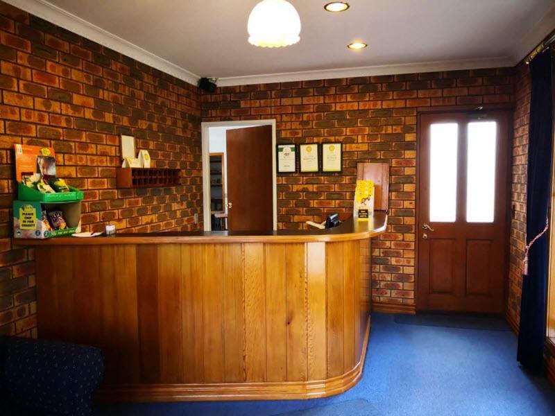 Victoriana Motor Inn image