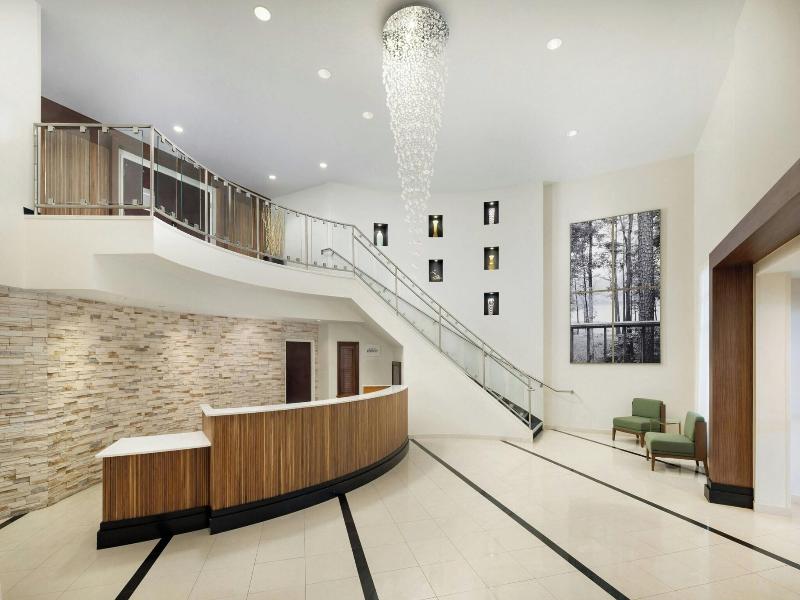 Courtyard By Marriott Montvale image