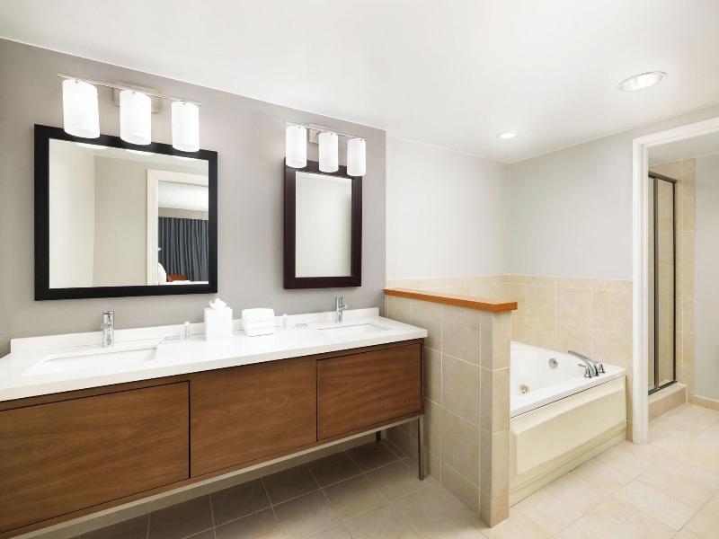 Courtyard By Marriott Montvale image