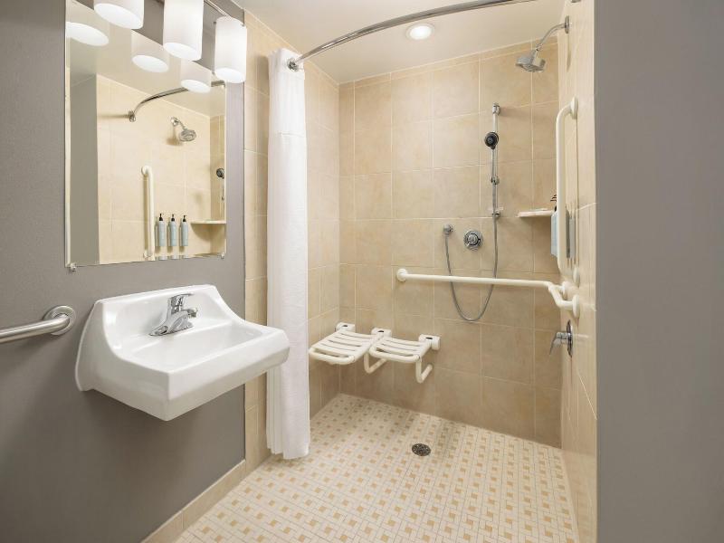 Courtyard By Marriott Montvale image