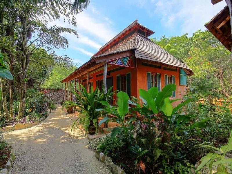 Tingalaya's Retreat image