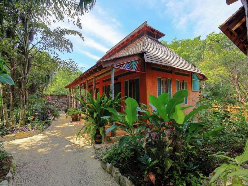 Tingalaya's Retreat image
