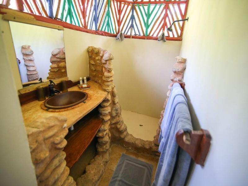 Tingalaya's Retreat image
