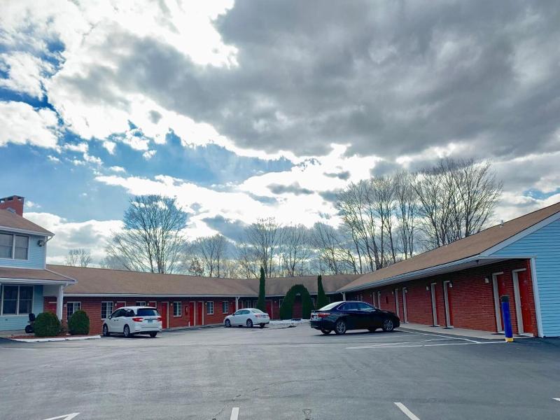 American Inn image