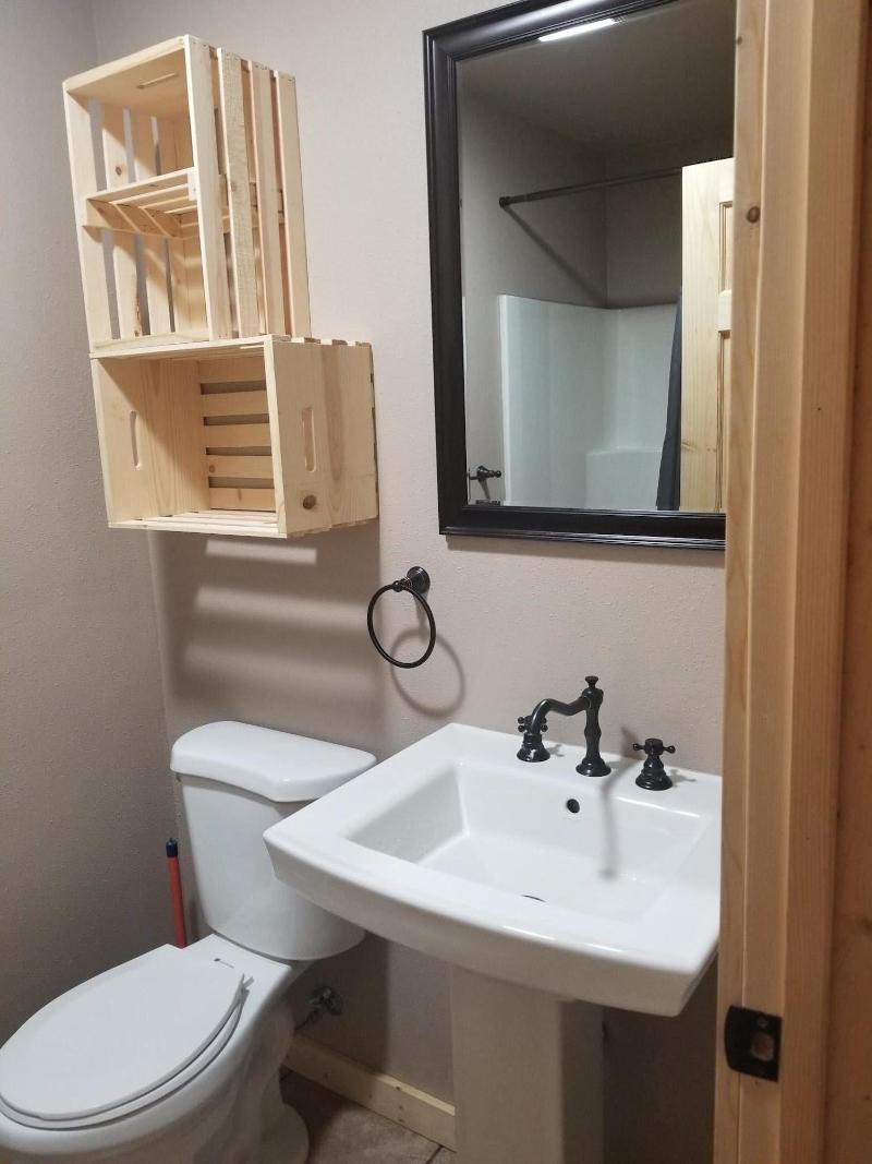Carriage House Inn image