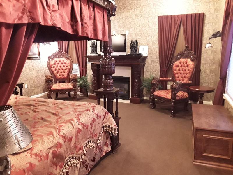 Lions Gate Manor Bed And Breakfast image