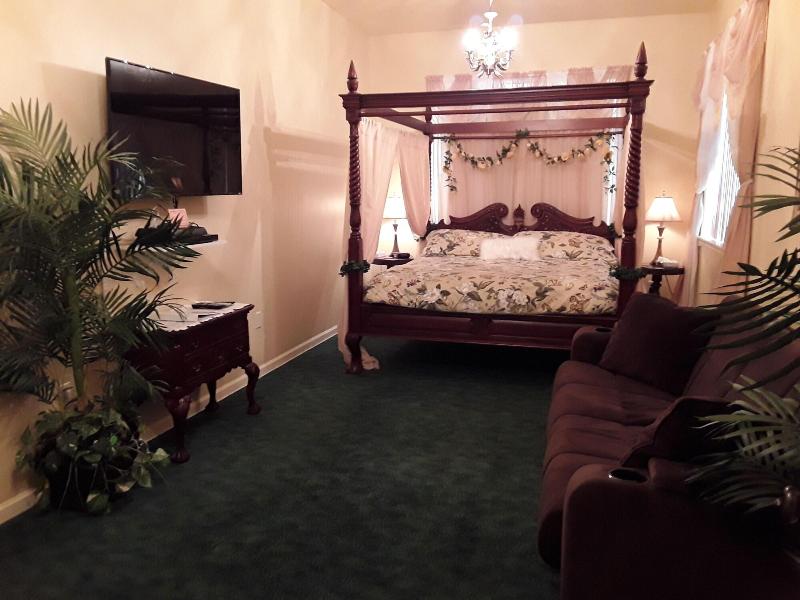 Lions Gate Manor Bed And Breakfast image