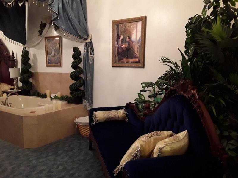 Lions Gate Manor Bed And Breakfast image