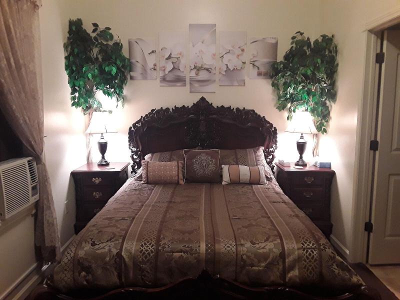 Lions Gate Manor Bed And Breakfast image