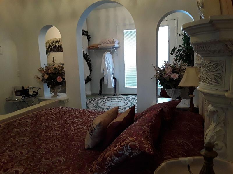 Lions Gate Manor Bed And Breakfast image