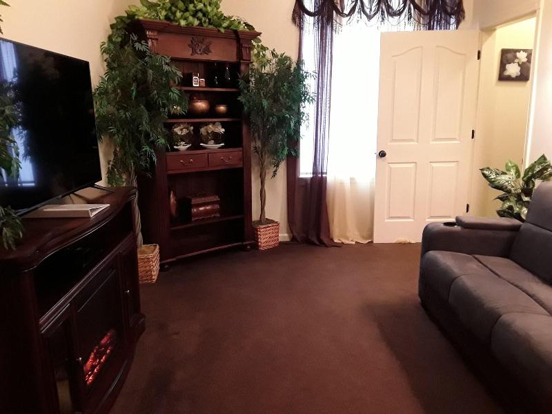 Lions Gate Manor Bed And Breakfast image