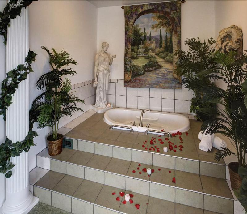 Lions Gate Manor Bed And Breakfast image