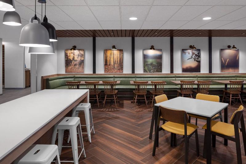 Fairfield Inn & Suites by Marriott Hailey Sun Vall image