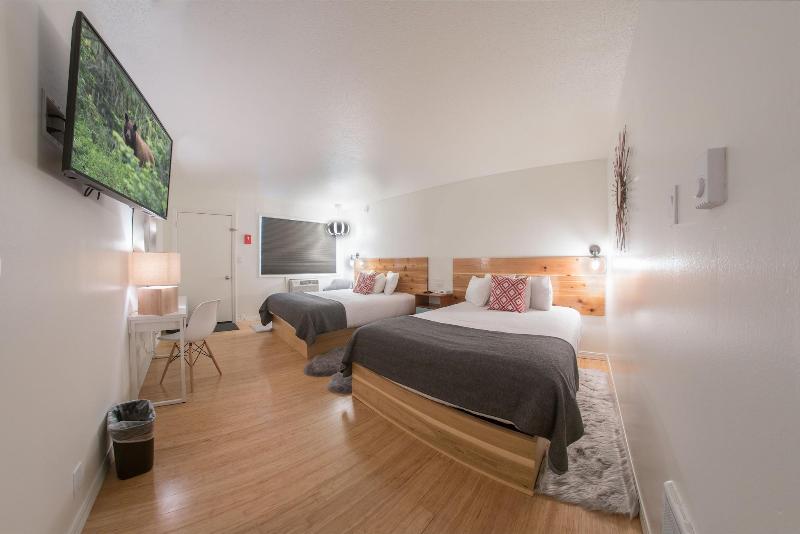 Monarch Motel image