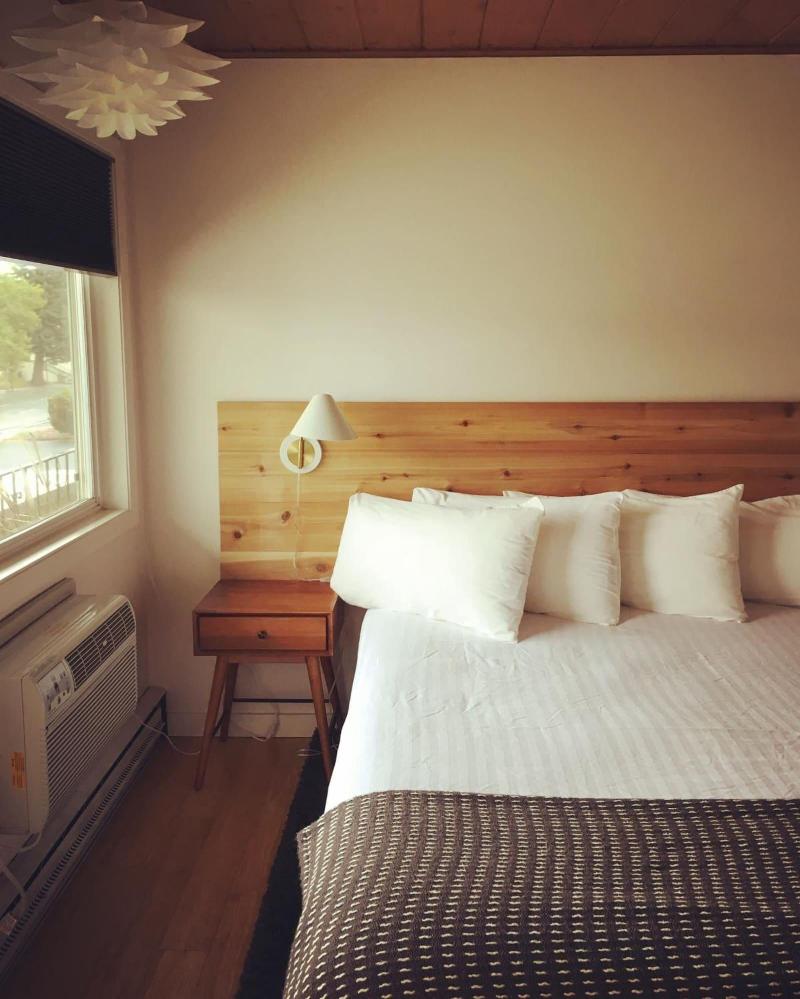 Monarch Motel image