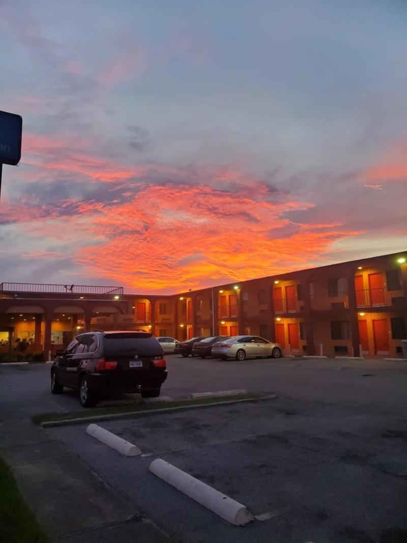 Welcome Inn image