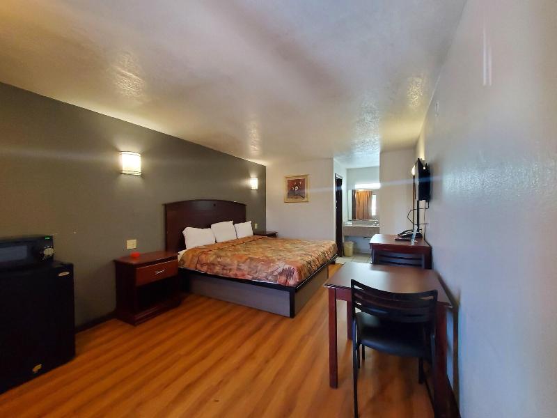 Welcome Inn image