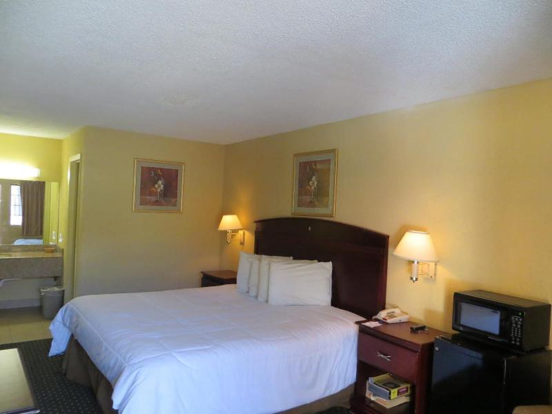 Welcome Inn image