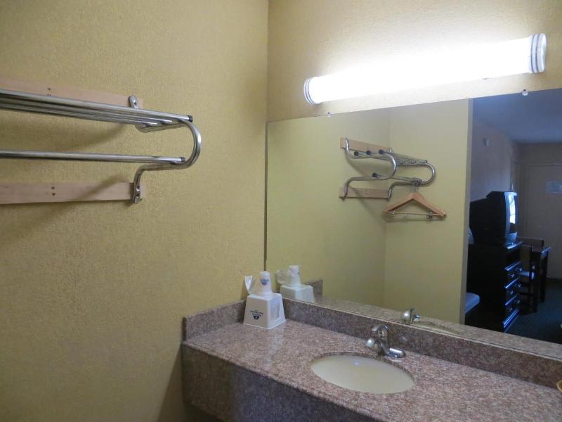 Welcome Inn image