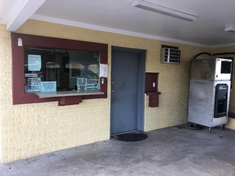 Economy Inn image