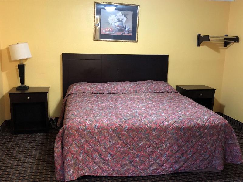Economy Inn image
