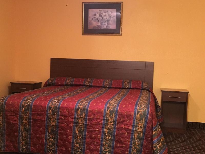 Economy Inn image