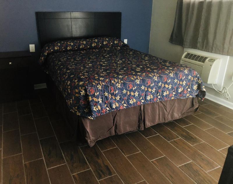Economy Inn image