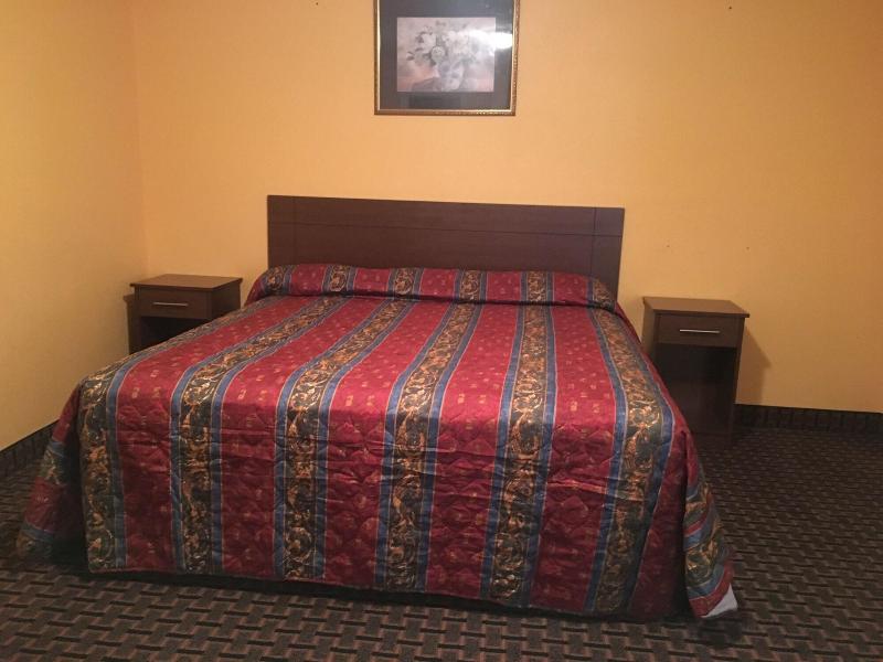Economy Inn image