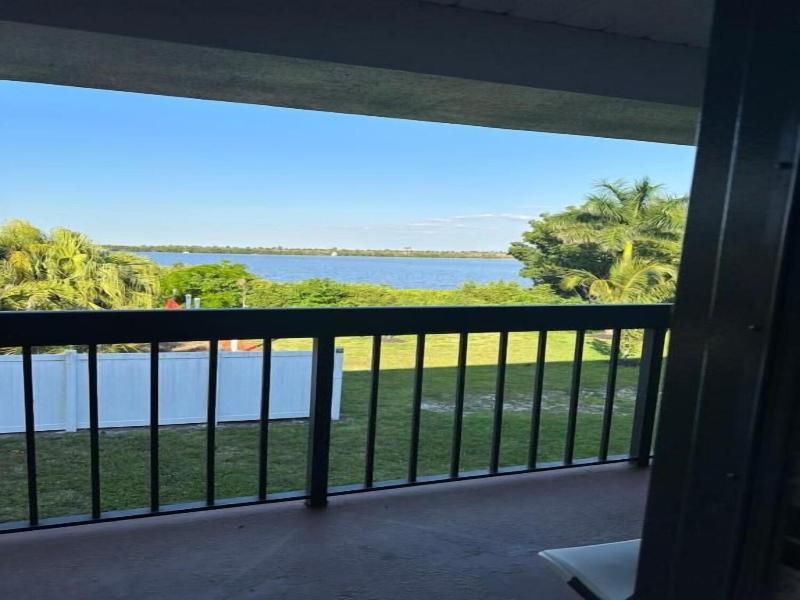 Riverview Inn image