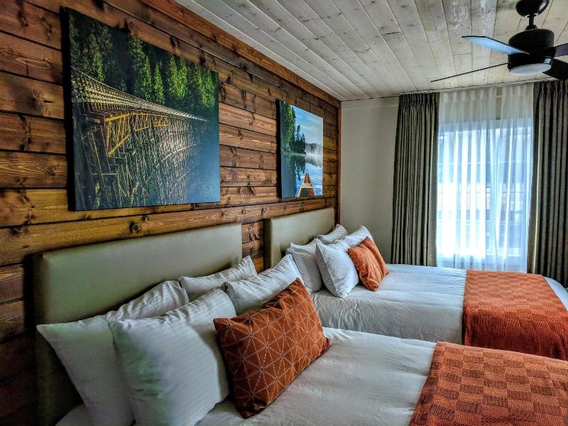 Riverside Inn image 8