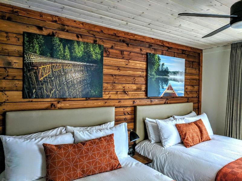 Riverside Inn image