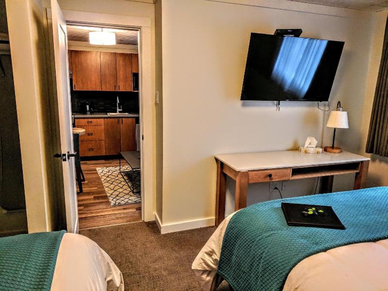 Riverside Inn image