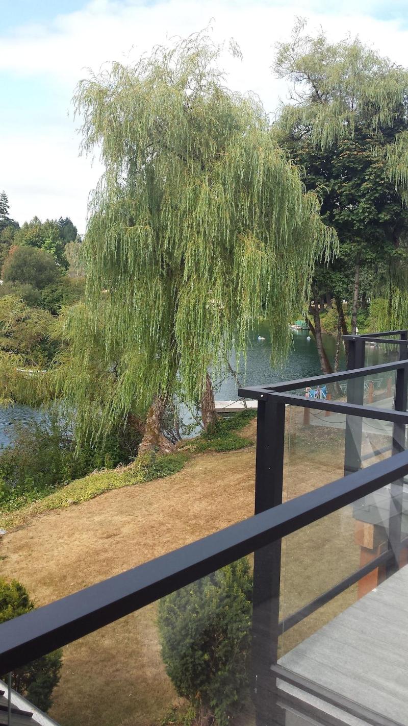 Riverside Inn image