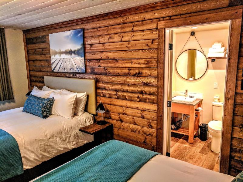 Riverside Inn image