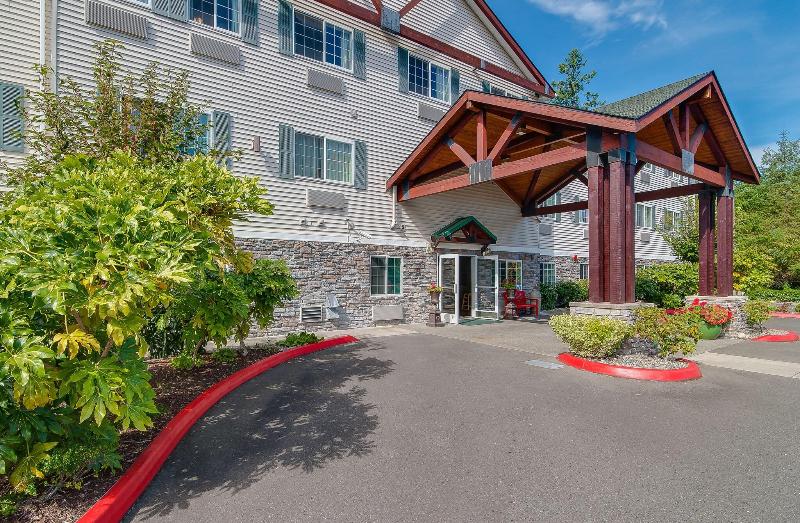 FairBridge Inn & Suites DuPont image