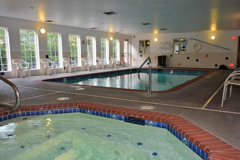 FairBridge Inn & Suites DuPont image